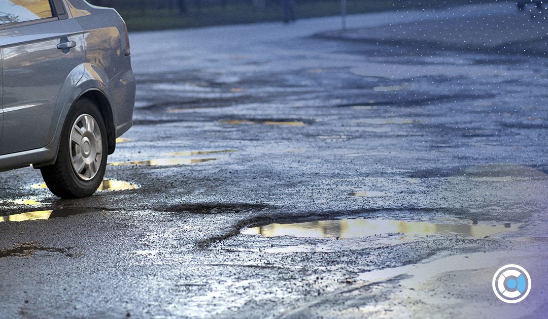 ¿Cómo pedir el pago de daño por bache o coladera en CDMX?